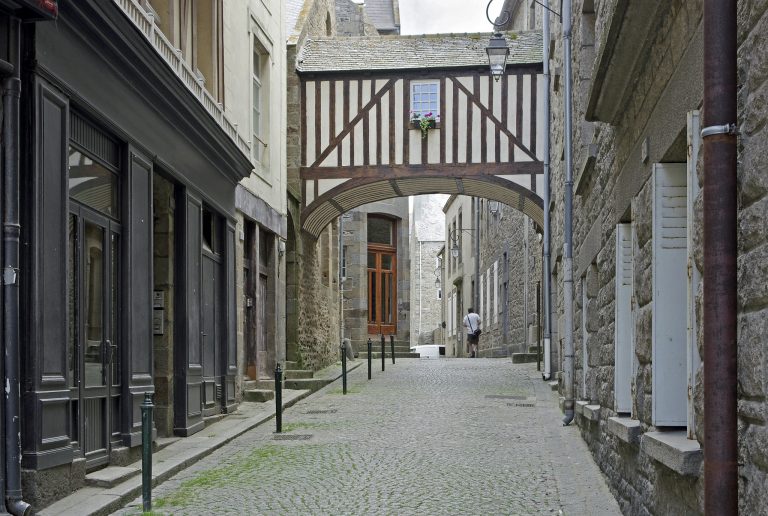 Petite ruelle de Saint-Malo (Ille-et-Vilaine)
