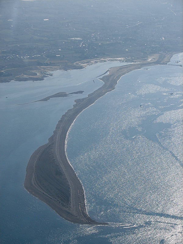 Vue aérienne du sillon de Talbert à marée haute