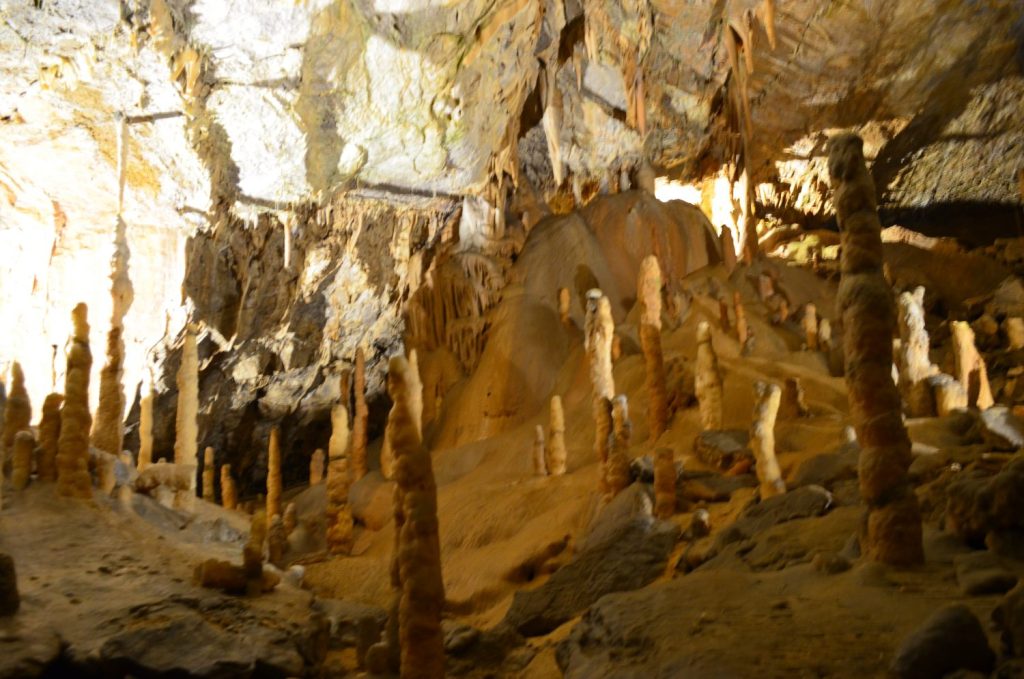 Grottes de Postjona